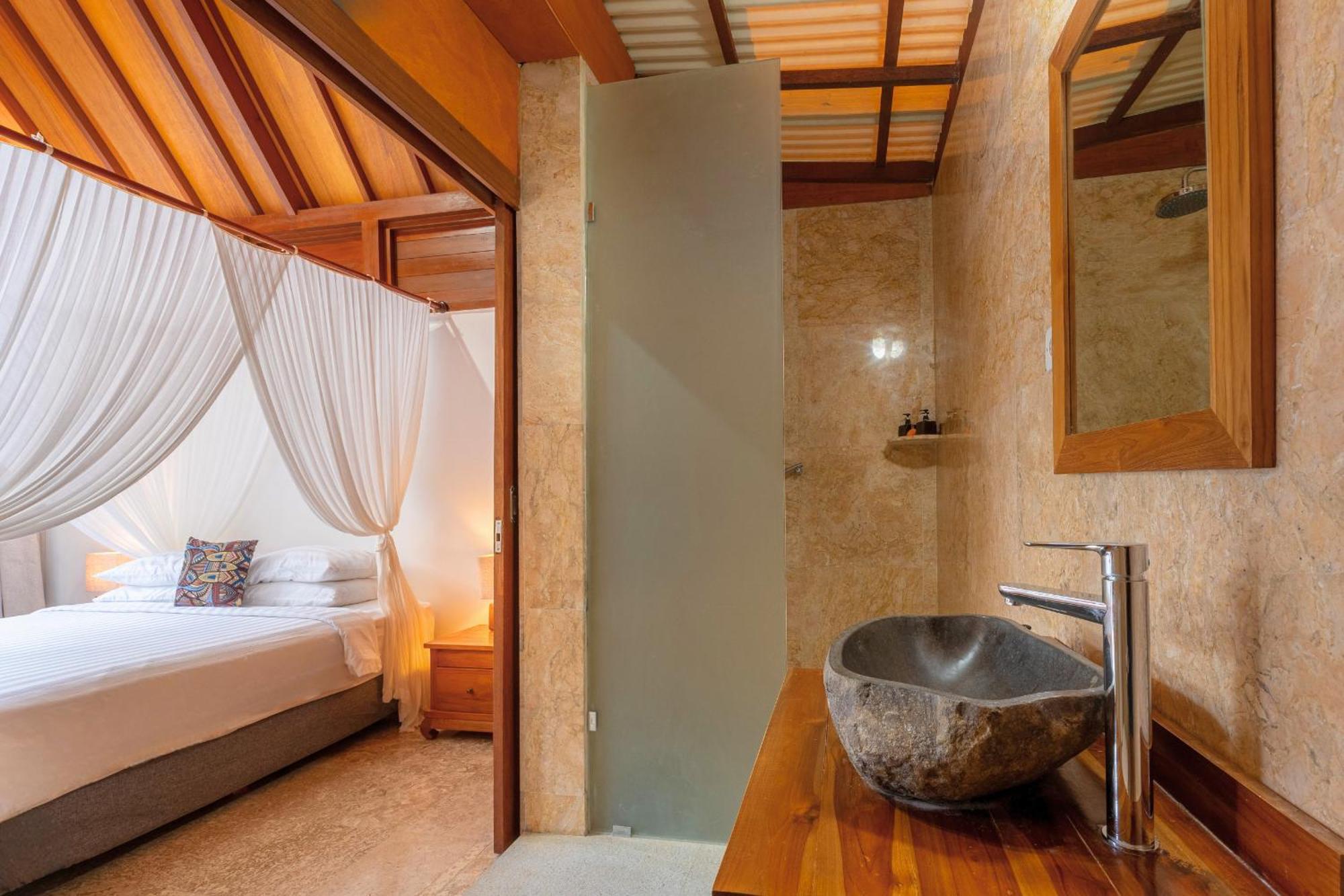 S Hidden Valley Bali 4*
