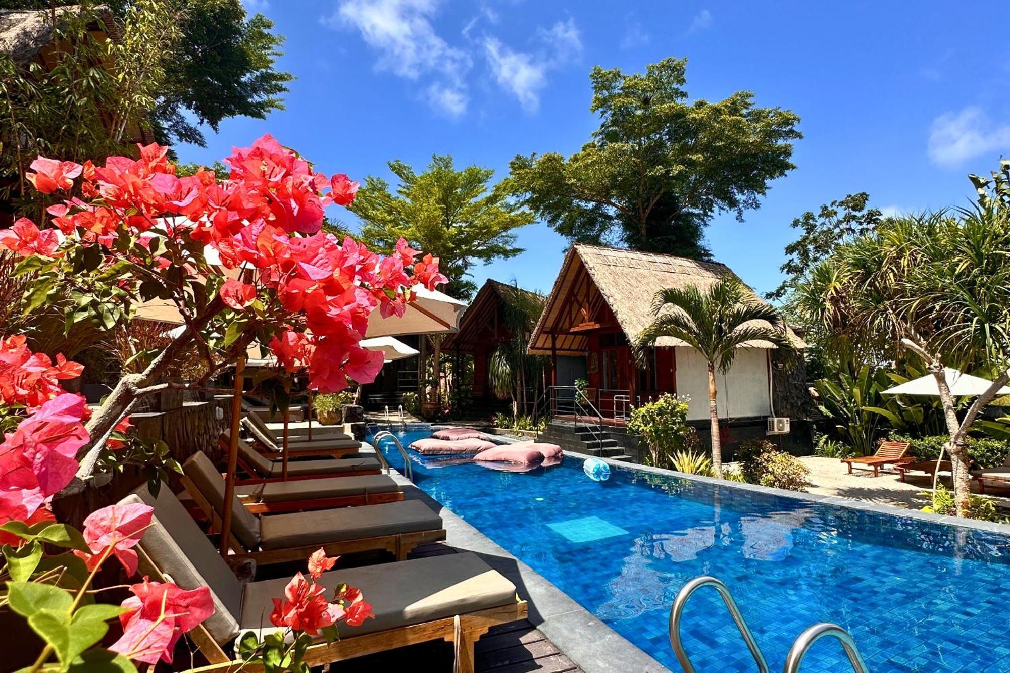 S Hidden Valley Bali Resor 4*