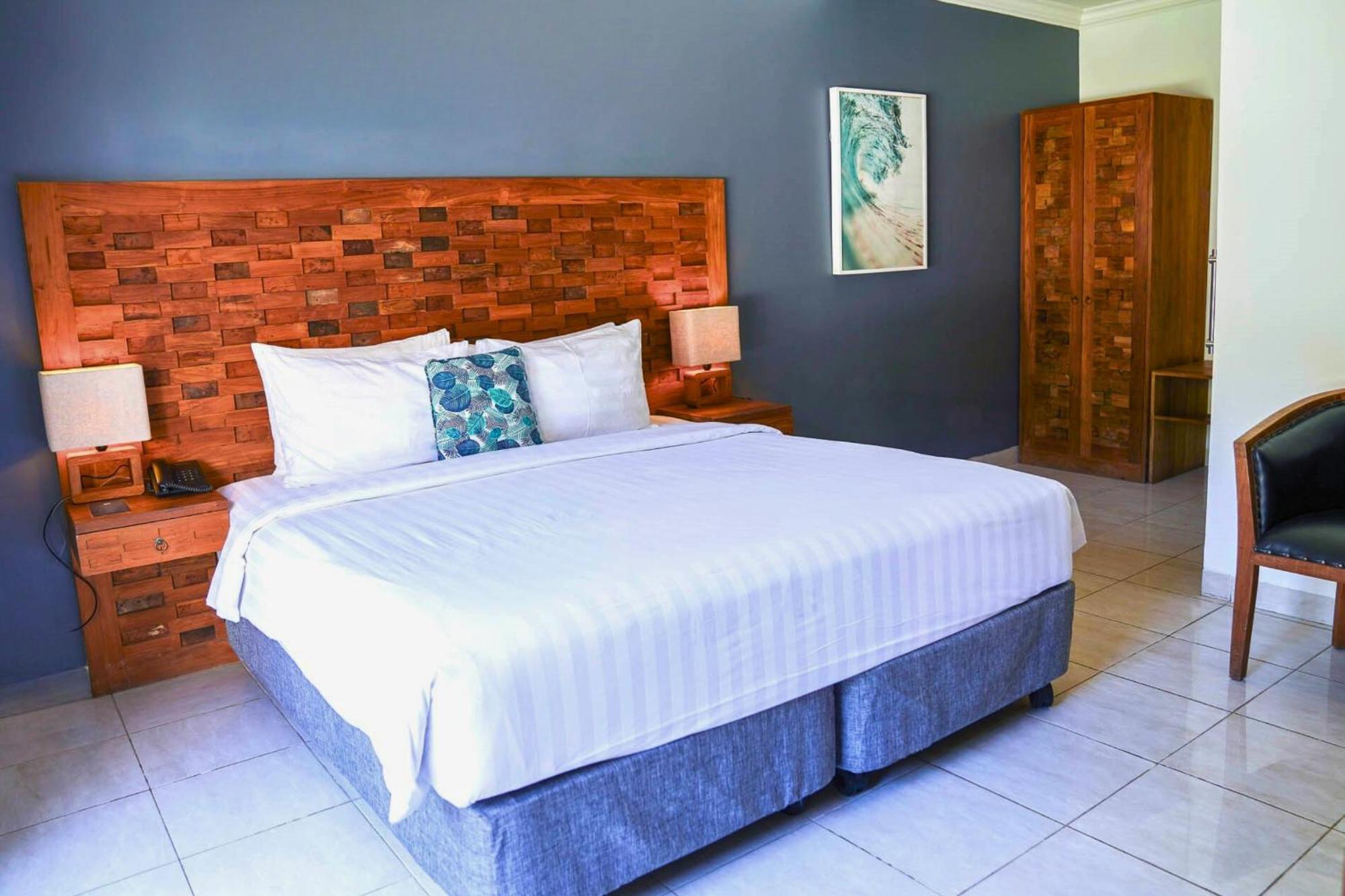 S Hidden Valley Bali Resor 4*